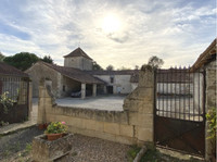 Chateau à vendre à Gurat, Charente - 318.000 € - photo 5