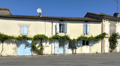 French property for sale in Combiers, Charente - €99,000 - photo 12