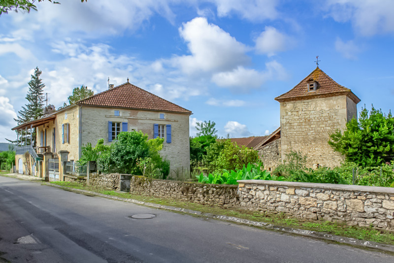 French property for sale in Touzac, Lot - €275,000 - photo 2