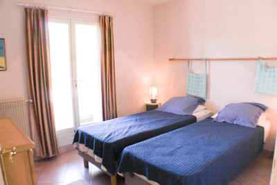 French property for sale in Entrecasteaux, Var - €510,000 - photo 8
