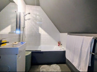 Maison à vendre à Barenton, Manche - 268.900 € - photo 6