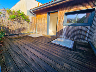 French property for sale in Talence, Gironde - €549,000 - photo 1