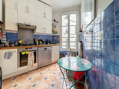 French property for sale in Paris, Paris - €720,000 - photo 5