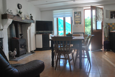 French property for sale in Oradour-Saint-Genest, Haute-Vienne - €158,000 - photo 2