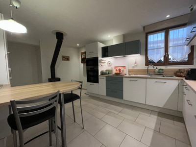 French property for sale in Coulon, Deux-Sèvres - €299,000 - photo 6