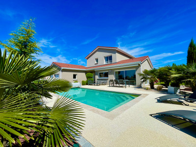 Maison à vendre à Montrond-les-Bains, Loire, Rhône-Alpes, avec Leggett Immobilier