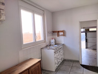 Maison à vendre à Lathus-Saint-Rémy, Vienne - 51.600 € - photo 5