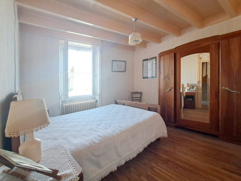 French property for sale in Saleignes, Charente-Maritime - €172,800 - photo 6