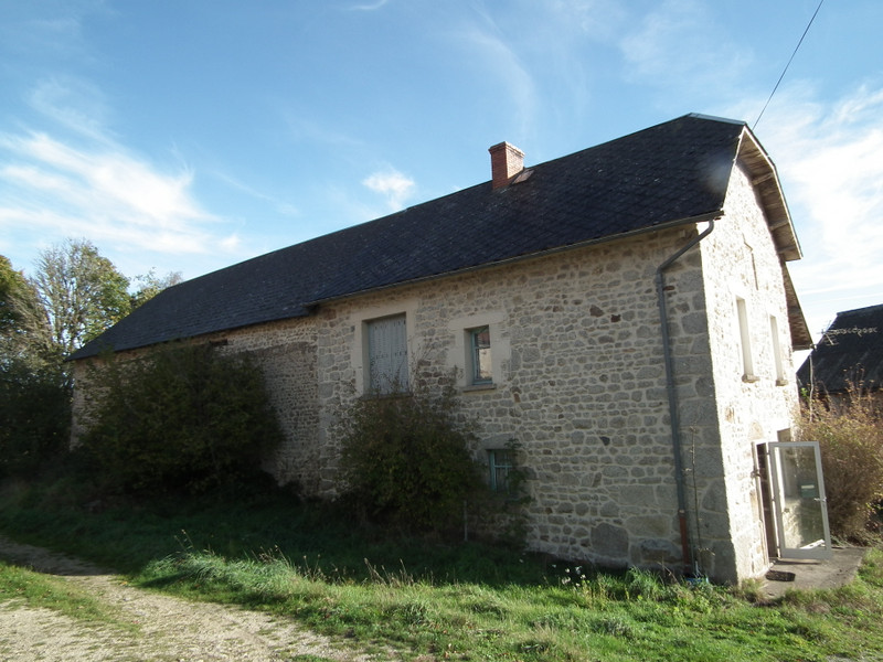 French property for sale in Pontaumur, Puy-de-Dôme - &#8364;69,900 - photo 2