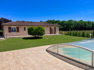 French property for sale in Quinsac, Dordogne - €247,500 - photo 2