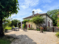 Propriété à vendre à Courgeac, Charente - 172 800 € - photo n°1