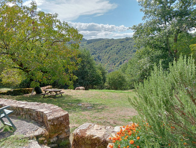 French property for sale in Saint-Geniez-ô-Merle, Corrèze - €431,500 - photo 9