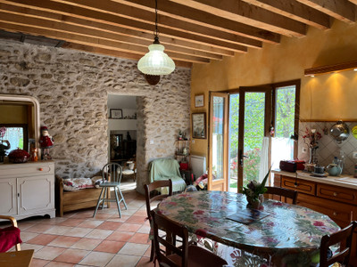 Maison à vendre à Estoher, Pyrénées-Orientales, Languedoc-Roussillon, avec Leggett Immobilier