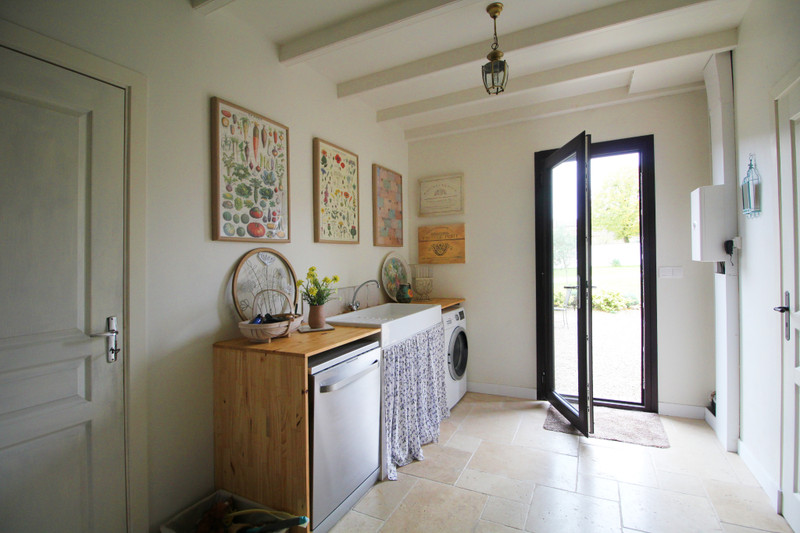 French property for sale in Longré, Charente - €214,000 - photo 6