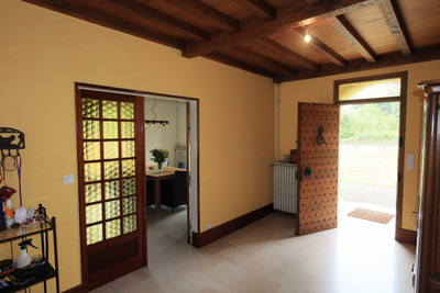 French property for sale in Saint-Pierre-de-Côle, Dordogne - €359,700 - photo 3