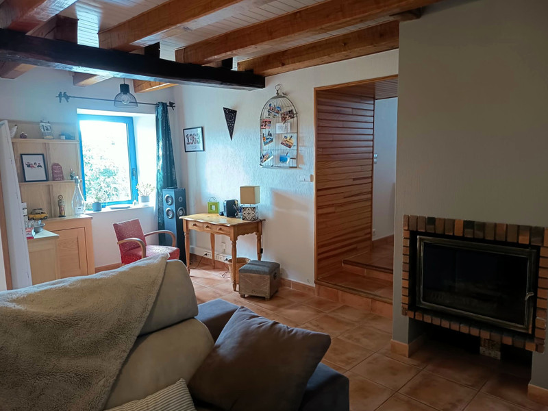 French property for sale in Le Cloître-Pleyben, Finistère - €328,600 - photo 2