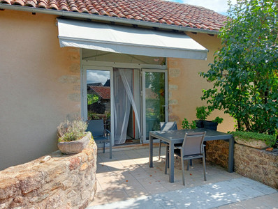 French property for sale in Montvert, Cantal - €232,190 - photo 1