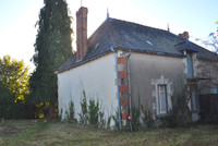property to renovate for sale in Noyant-VillagesMaine-et-Loire Pays_de_la_Loire
