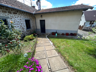 French property for sale in Saint-Julien-le-Petit, Haute-Vienne - €108,979 - photo 6