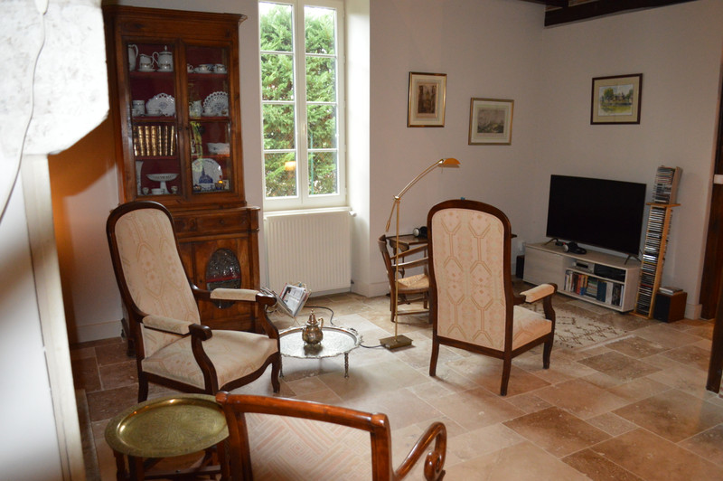 French property for sale in Bourran, Lot-et-Garonne - €350,000 - photo 6