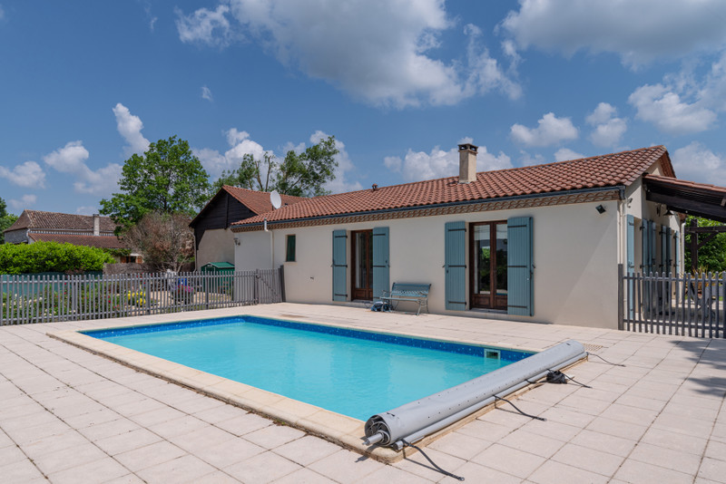 French property for sale in Sigoulès, Dordogne - €275,600 - photo 2