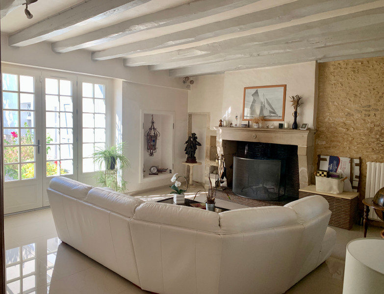 French property for sale in Migné-Auxances, Vienne - €427,000 - photo 1