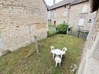 Maison à vendre à Le Monteil-au-Vicomte, Creuse - 51 600 € - photo 9