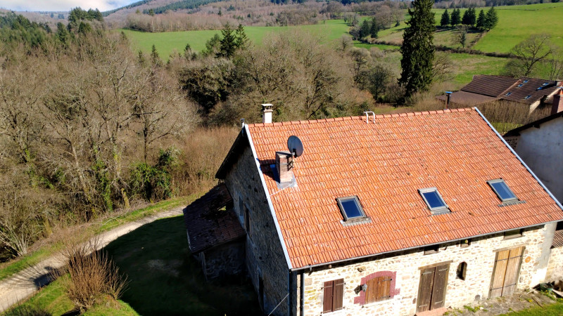 French property for sale in Saint-Julien-le-Petit, Haute-Vienne - €172,800 - photo 2