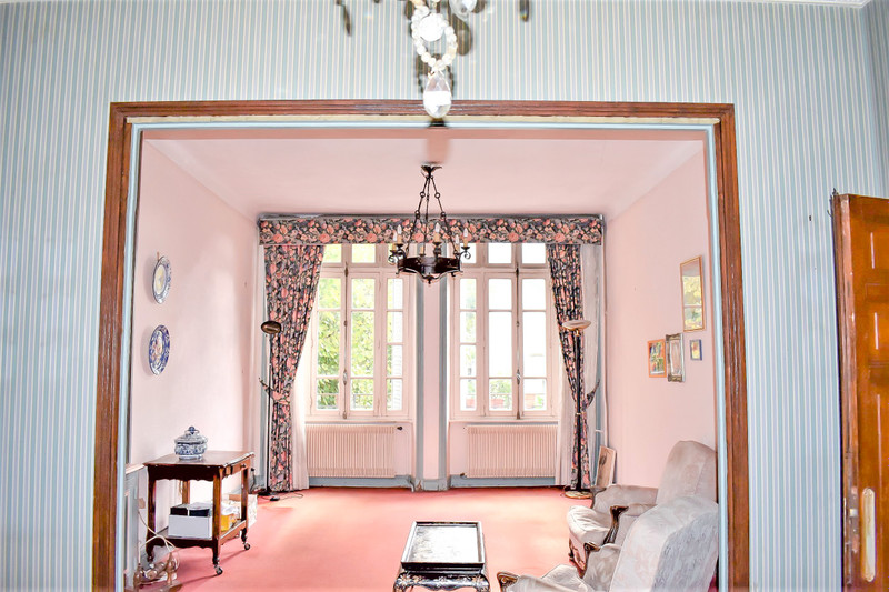 French property for sale in Ussel, Corrèze - &#8364;160,500 - photo 4