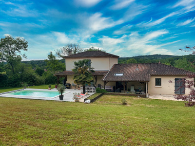 Maison à vendre à Cherveix-Cubas, Dordogne, Aquitaine, avec Leggett Immobilier