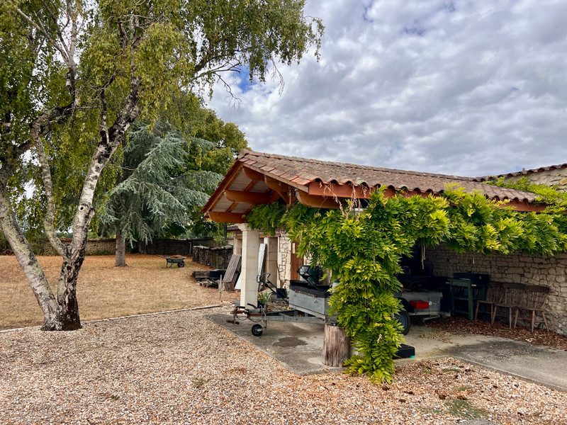 French property for sale in Germignac, Charente-Maritime - €424,000 - photo 12