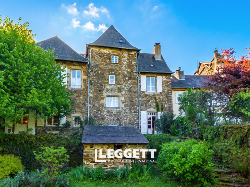 Maison 8 pièce(s), UZERCHE