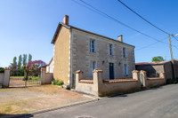 Maison à vendre à Saint-Clair, Vienne - 278.199 € - photo 1