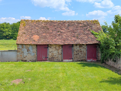 French property for sale in Sainte-Sévère-sur-Indre, Indre - €99,000 - photo 7