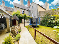 Maison à vendre à Lassay-les-Châteaux, Mayenne - 172.886 € - photo 1