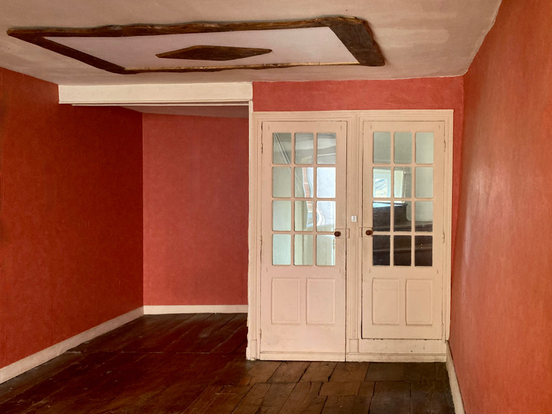 French property for sale in Bourganeuf, Creuse - €36,600 - photo 2