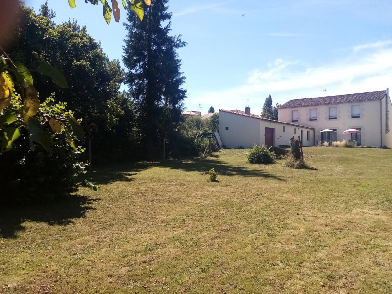 Maison à vendre à Mauprévoir, Vienne - 129.710 € - photo 1