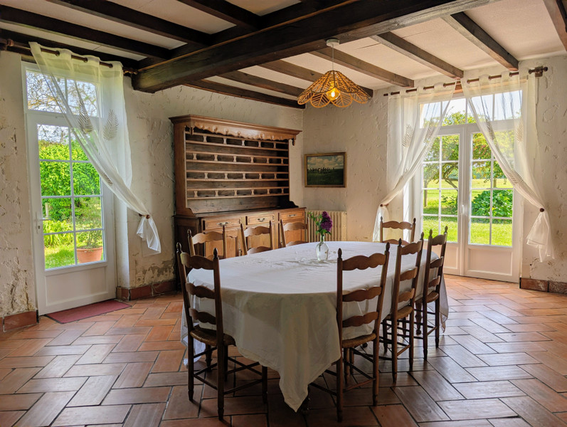 French property for sale in Condéon, Charente - €485,000 - photo 5