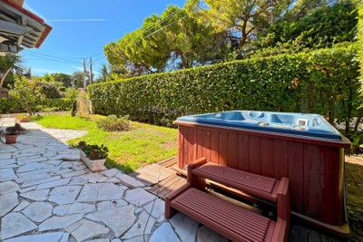 French property for sale in Nice, Alpes-Maritimes - €980,000 - photo 8