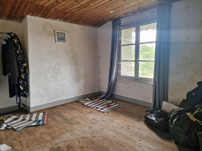 French property for sale in Saulgond, Charente - €15,000 - photo 5