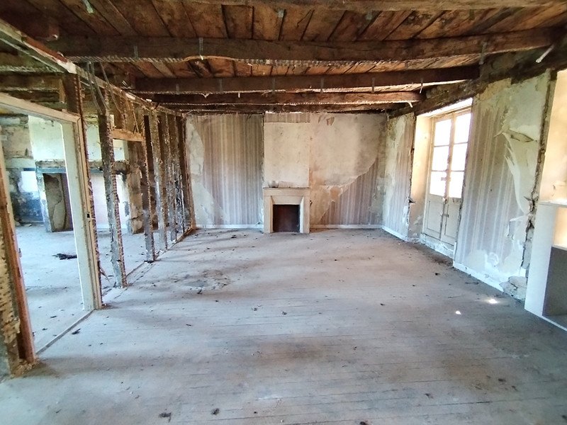 French property for sale in Treignac, Corrèze - €95,000 - photo 5