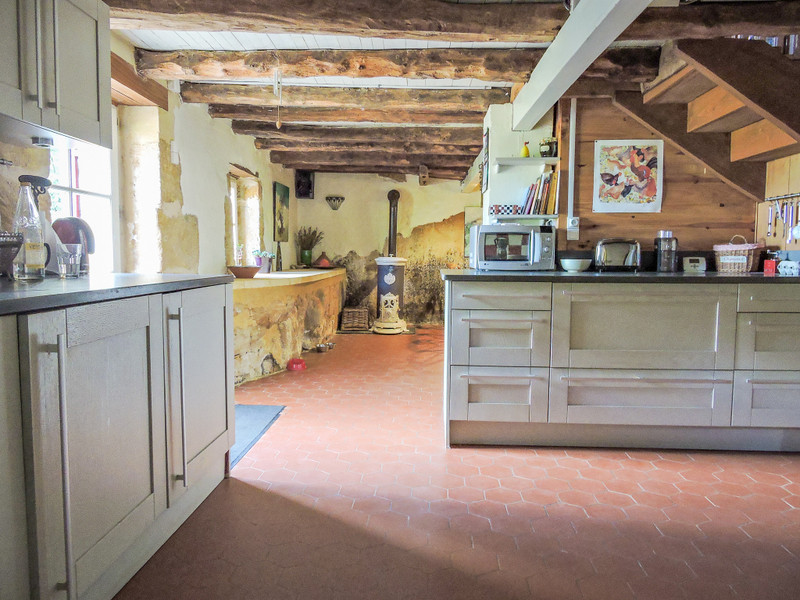 French property for sale in Les Eyzies-de-Tayac-Sireuil, Dordogne - photo 6