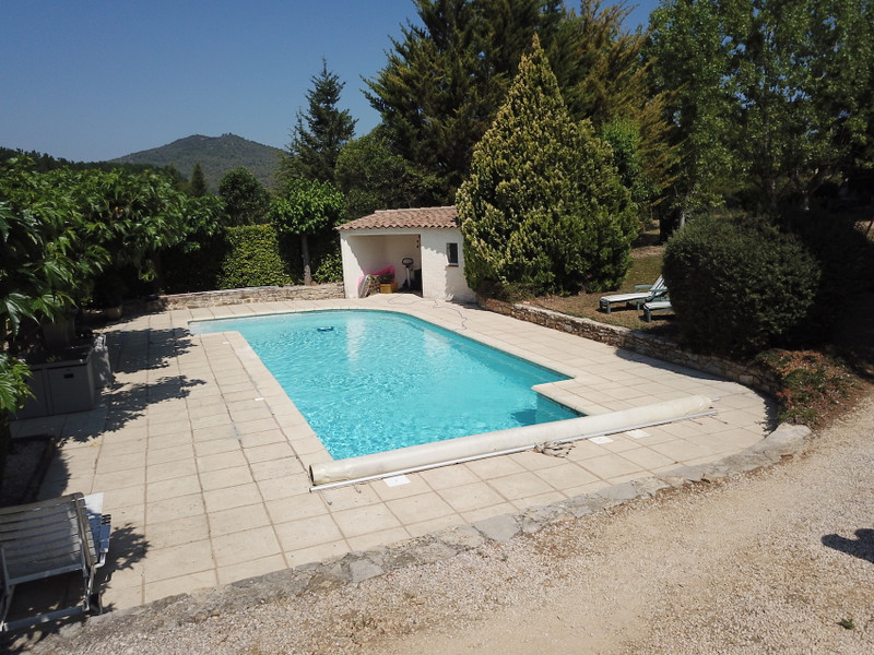 French property for sale in Le Val, Var - €667,800 - photo 2