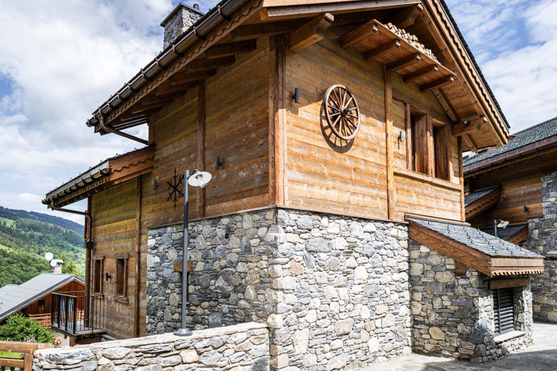 Ski property for sale in Meribel - €2,660,000 - photo 1