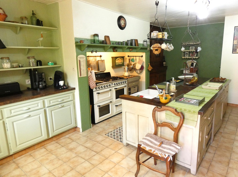 French property for sale in Soursac, Corrèze - €229,050 - photo 2