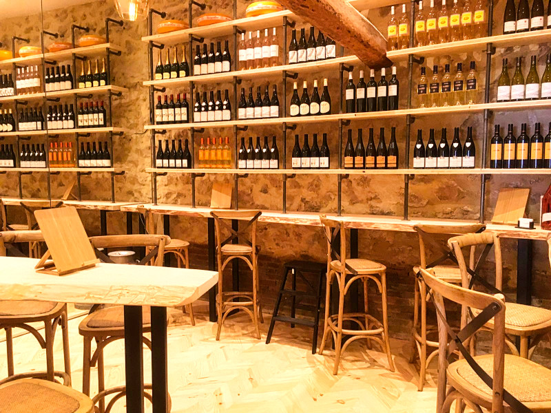 Commercial for sale in Flayosc Var Superb business in the heart of