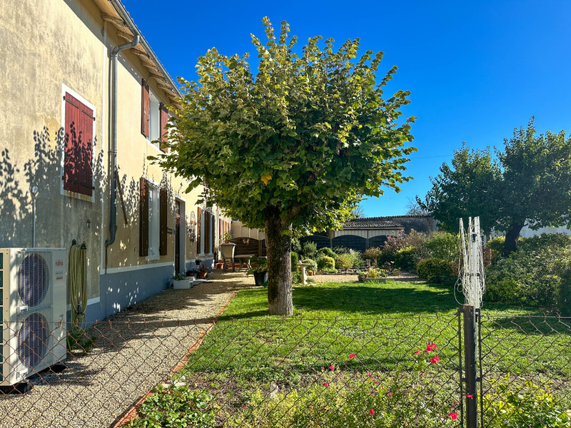 French property for sale in Cressé, Charente-Maritime - €120,100 - photo 1