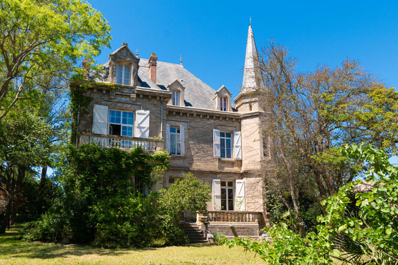 Chateau à vendre à Narbonne, Aude - 750 000 € - photo 1