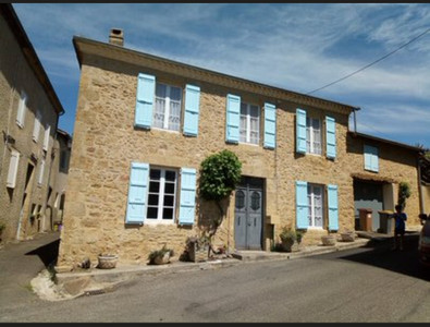 Maison à vendre à Mirande, Gers, Midi-Pyrénées, avec Leggett Immobilier