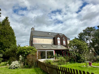 Guest house / gite for sale in Val d'Oust Morbihan Brittany